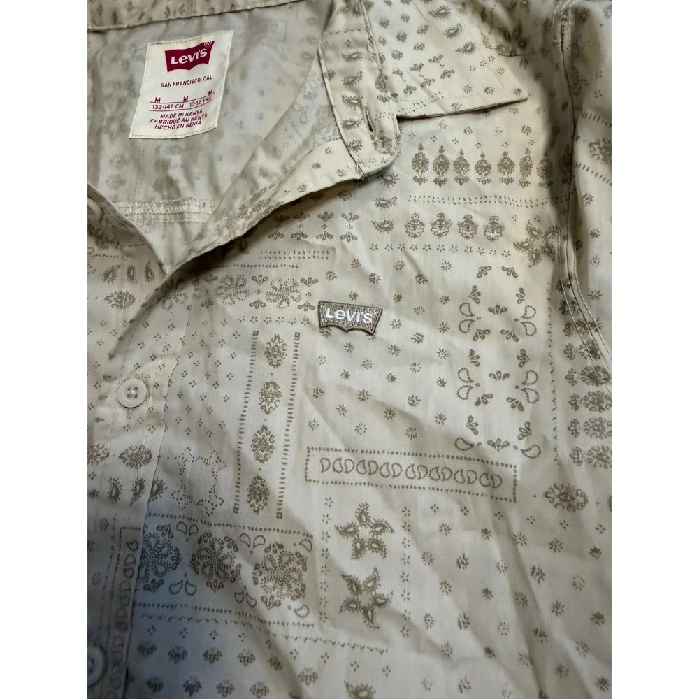Levis Boys Medium 10-12 Bandana Patchwork Button Down Shirt Cream Short Sleeve